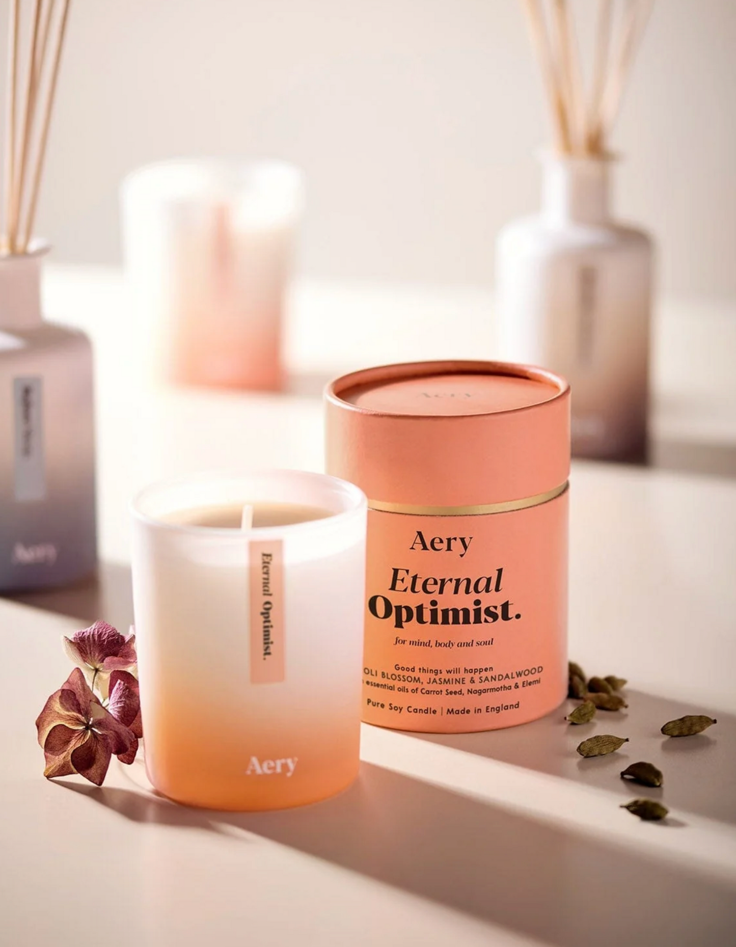 ETERNAL OPTIMIST SCENTED CANDLE - NEROLI BLOSSOM JASMIN AND SANDALWOOD