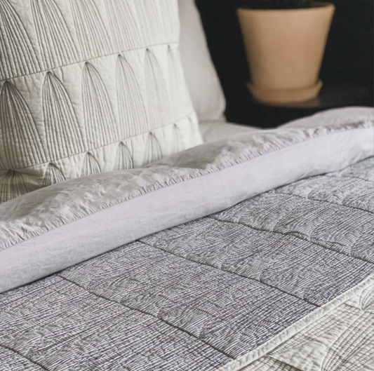 Graphic pillow sham Cover