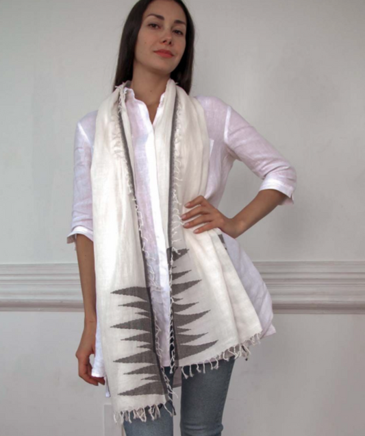 Dark Grey/Off White Graphic Scarf