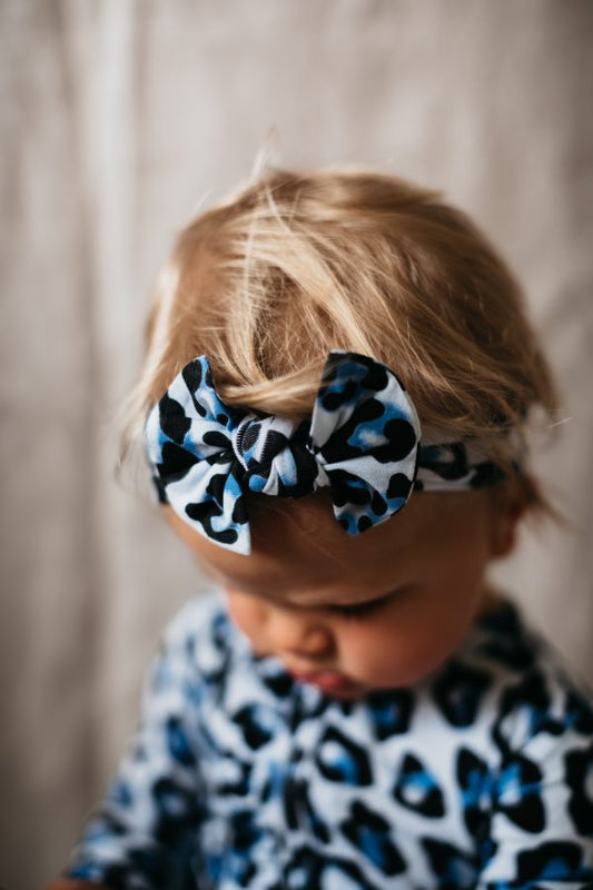 Top Knot in Blue Leopard-OiOi